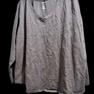 SO Women's Gray Long Sleeve V-Neck Top